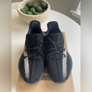 Yeezy boost 350 V2 “Oreo”